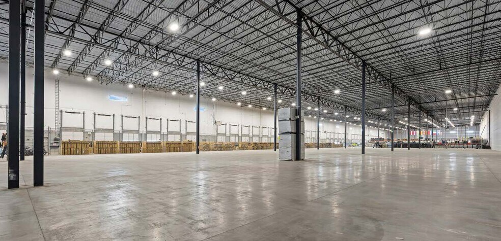 More Photos Of 22600 E I-76 Frontage Rd, Brighton Warehouse For Lease