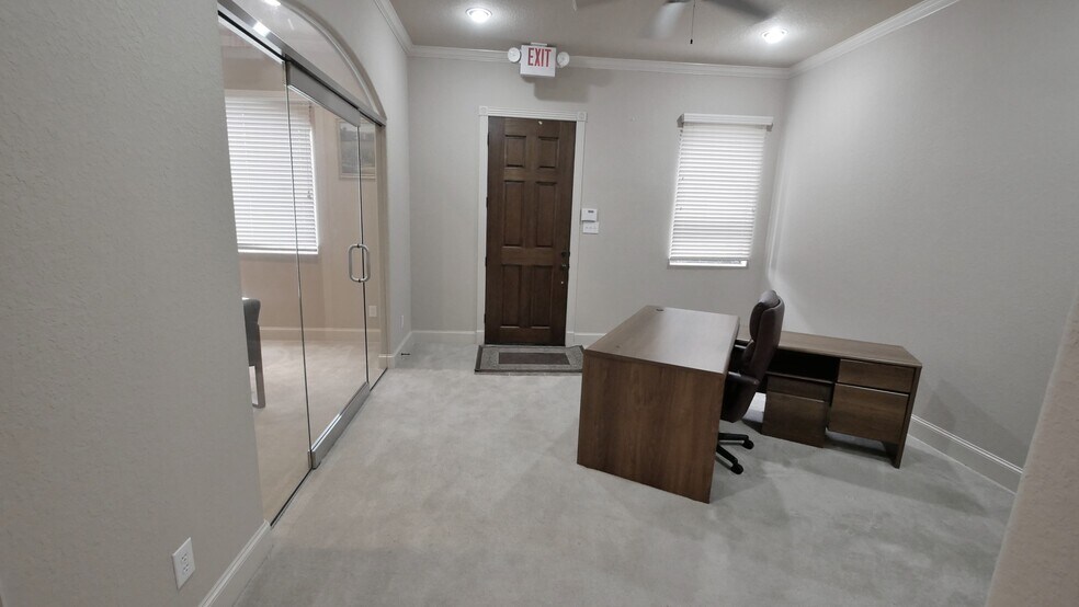 More Photos Of 1800 Snake River Rd, Katy Loft Creative Space For Sale