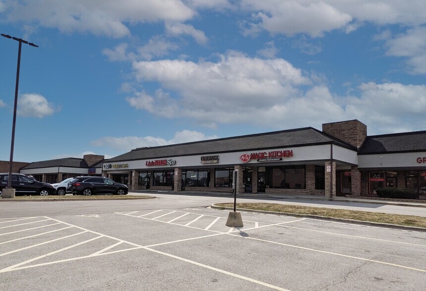 More Photos Of 2785 Maple Ave, Lisle Unknown For Lease