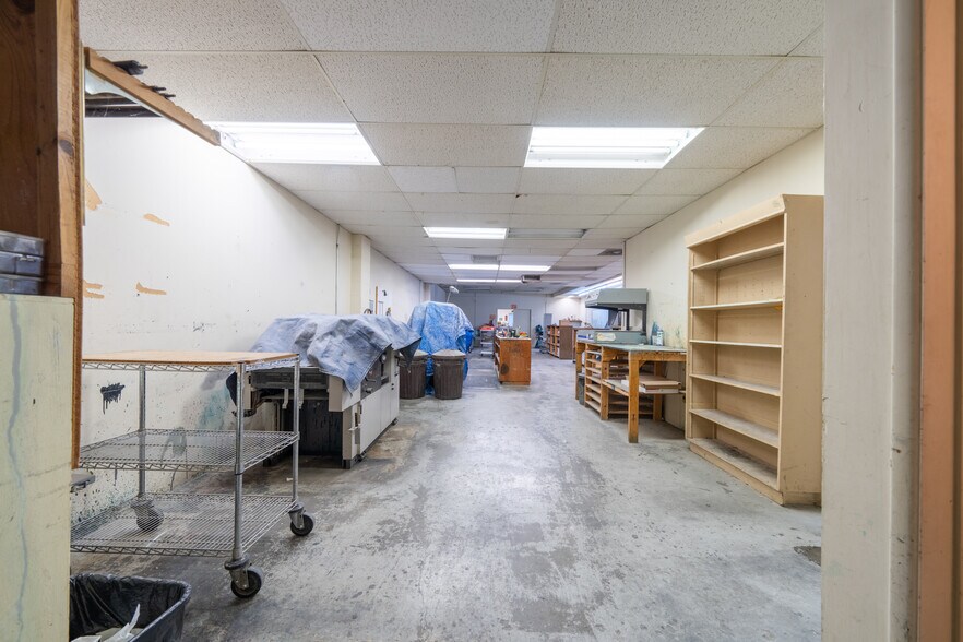 More Photos Of 656 W Lancaster Blvd, Lancaster Restaurant For Sale