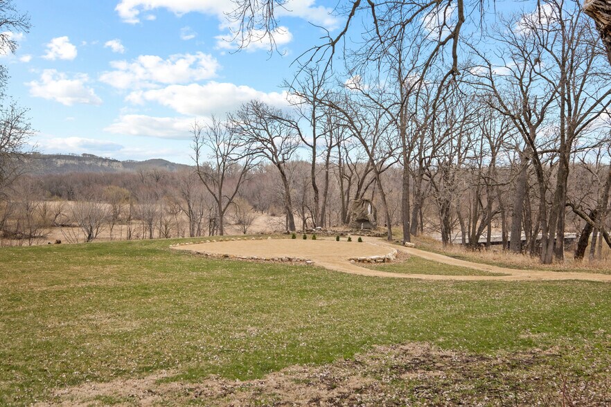 More Photos Of 29847 County 2 Blvd, Frontenac Specialty For Sale