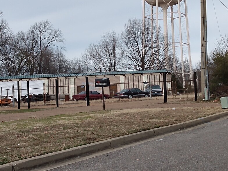 Primary Photo Of 830 Goodman Rd W, Horn Lake Auto Repair For Sale