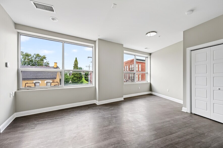 More Photos Of 531 Virginia St, Buffalo Apartments For Sale