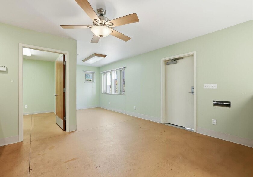 More Photos Of 1005 Fowler Way, Placerville Medical For Sale