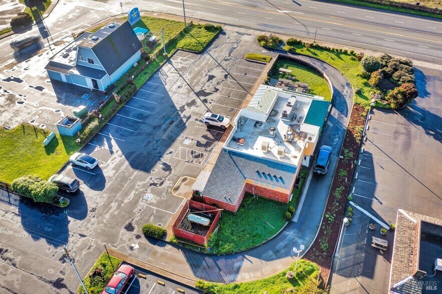 More Photos Of 760 S Main St, Fort Bragg Restaurant For Sale