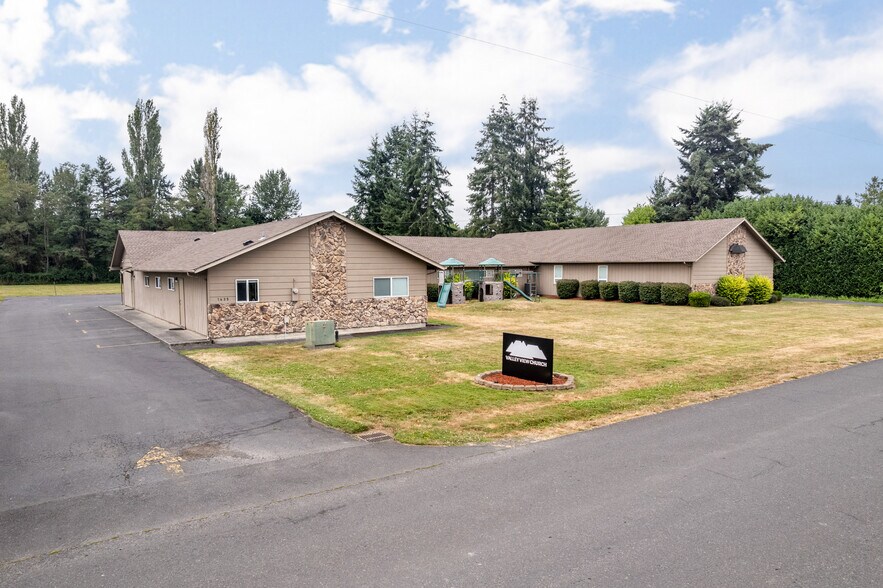 More Photos Of 1435 33rd Ave, Longview Specialty For Sale
