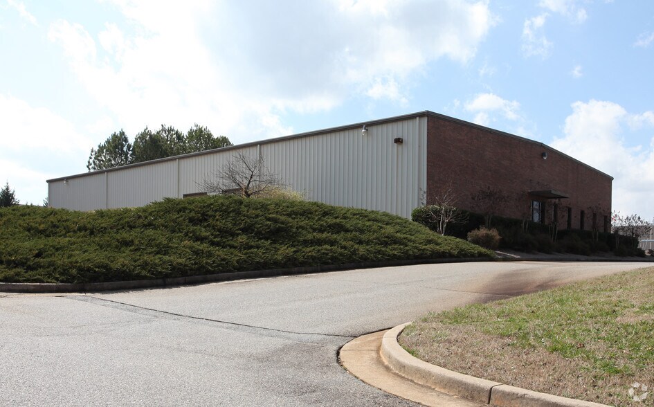 Primary Photo Of 3615 North Pky, Cumming Warehouse For Lease