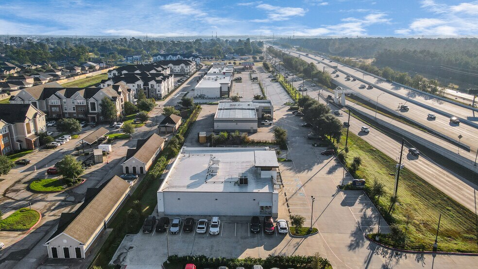 More Photos Of 10423 N Sam Houston Pky E, Humble Sports And Entertainment For Sale