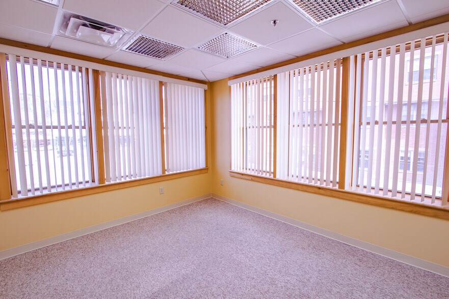 More Photos Of 9 May St, Bangor Medical For Sale