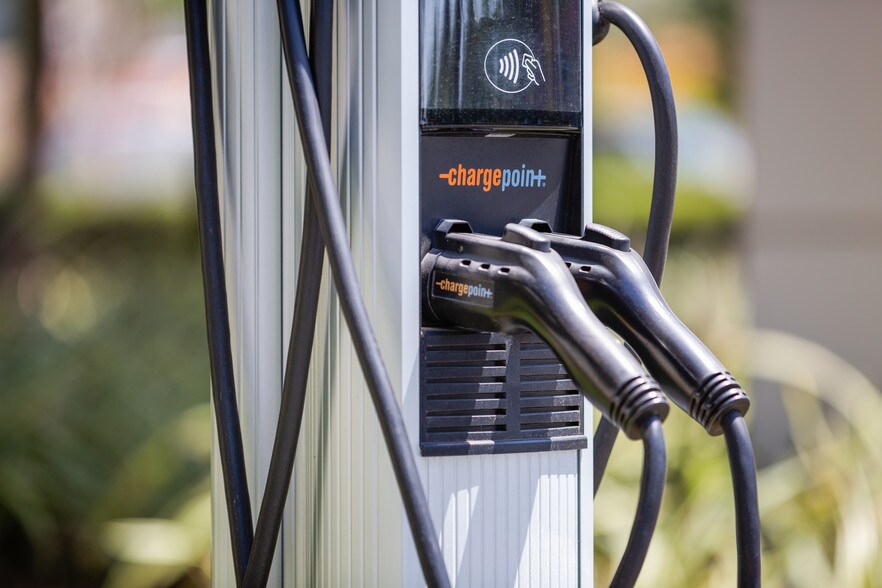 More Photos Of 725 W Town and Country Rd, Orange Medical For Lease