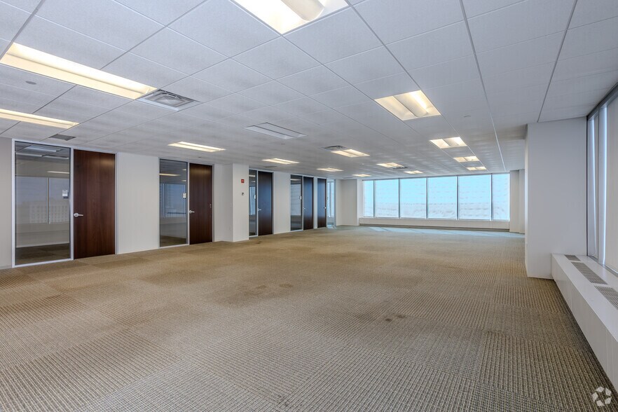 More Photos Of 180 E Broad St, Columbus Office For Lease
