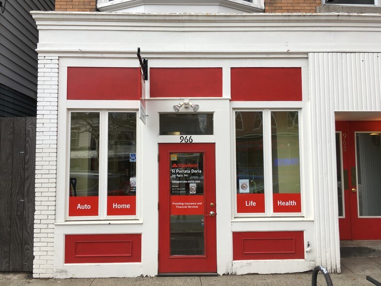 Primary Photo Of 966 State St, New Haven Storefront Retail Residential For Lease