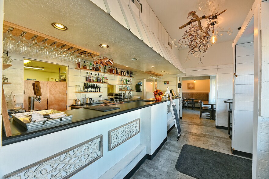 More Photos Of 1213 W Main St, Medford Restaurant For Sale