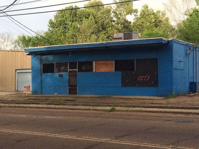 More Photos Of 2560 Terry Rd, Jackson Restaurant For Sale