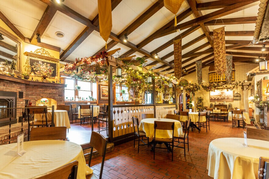 More Photos Of 26 Main St, Oneonta Restaurant For Sale
