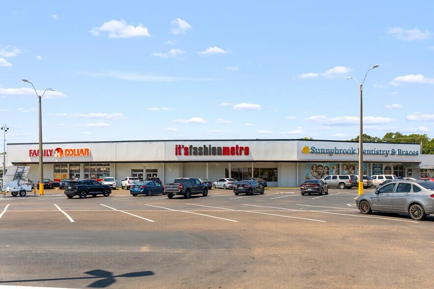 More Photos Of 4180 Northview Dr, Jackson General Retail For Sale