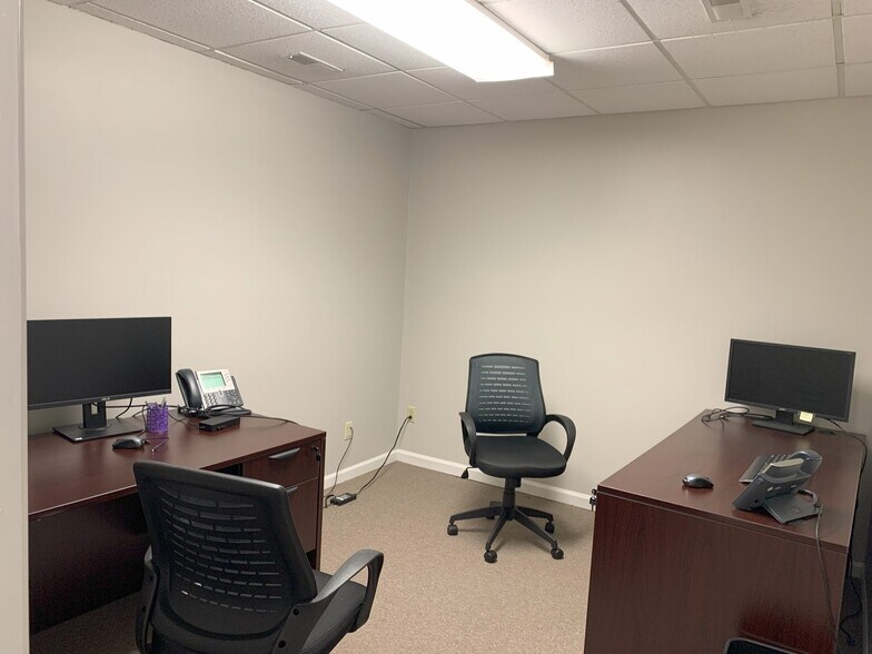 More Photos Of 3-11 Ginger Creek Village Dr, Glen Carbon Medical For Lease