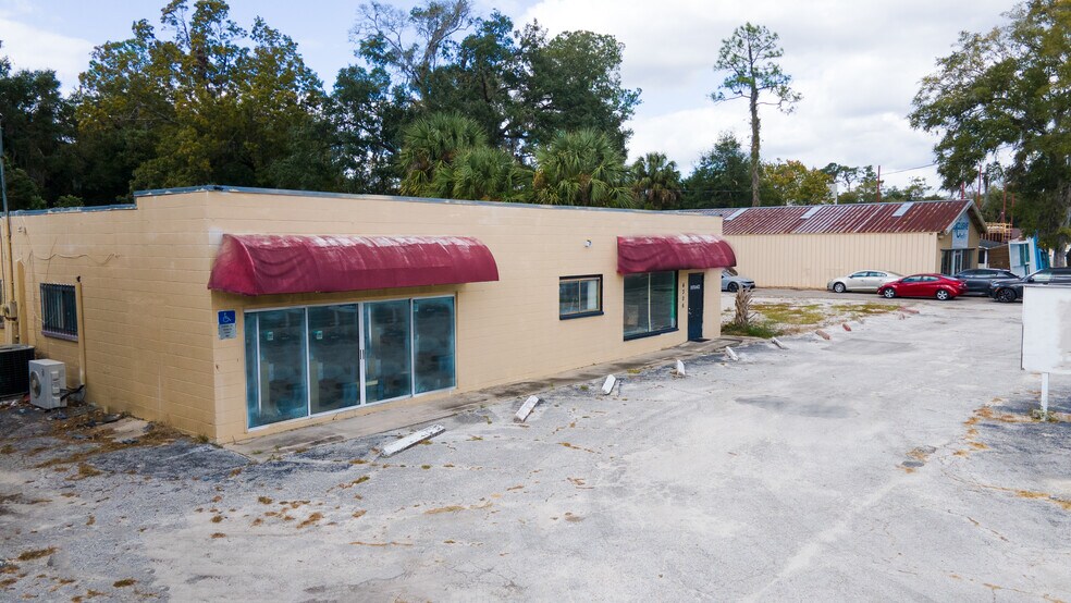 More Photos Of 4306 NW 13th St, Gainesville Storefront For Sale
