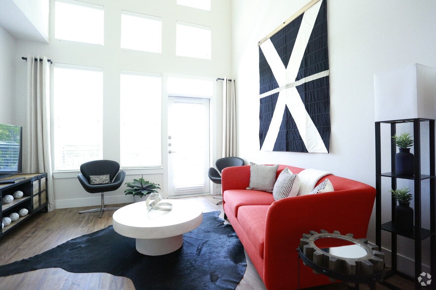 More Photos Of 423 Blue Star, San Antonio Apartments For Lease