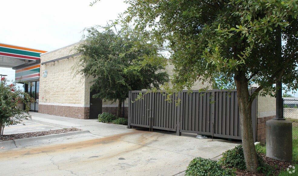 More Photos Of 7131 Ridge Rd, Port Richey Convenience Store For Sale