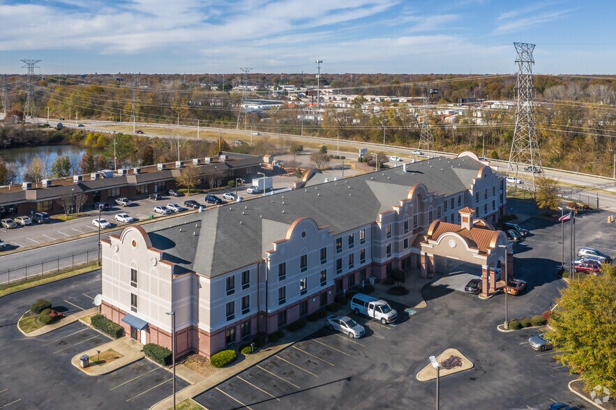 More Photos Of 4225 American Way, Memphis Hotel For Sale