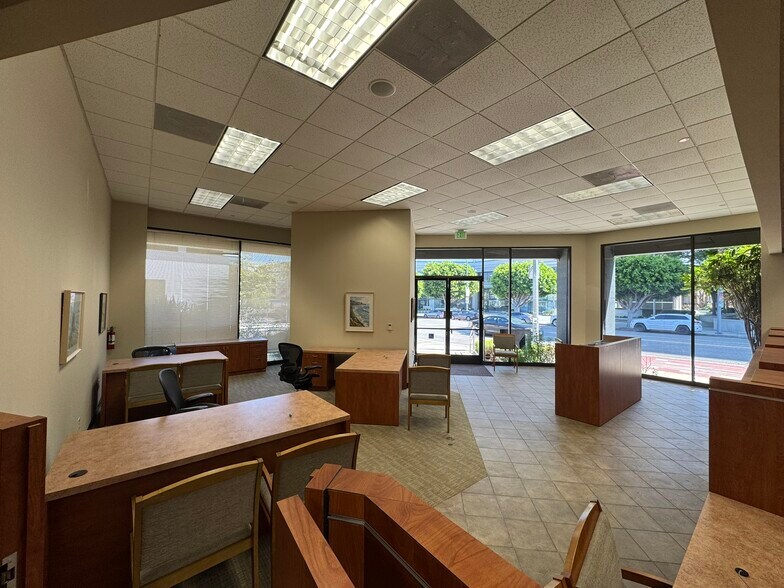 More Photos Of 12401 Wilshire Blvd, Los Angeles Medical For Lease