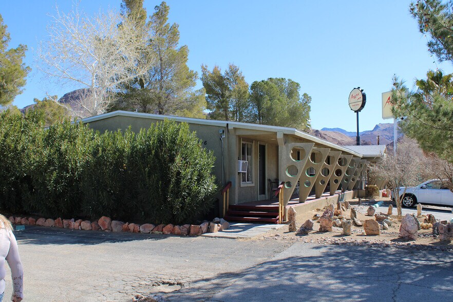 Primary Photo Of 350 S 1st St, Beatty Hotel For Sale
