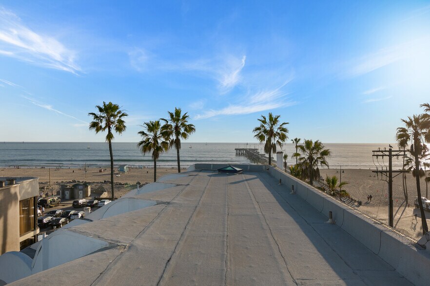 More Photos Of 3111 Ocean Front Walk, Marina Del Rey Apartments For Sale