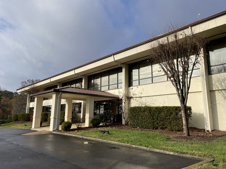 Primary Photo Of 1317 Hickory Valley Rd, Chattanooga Office For Lease