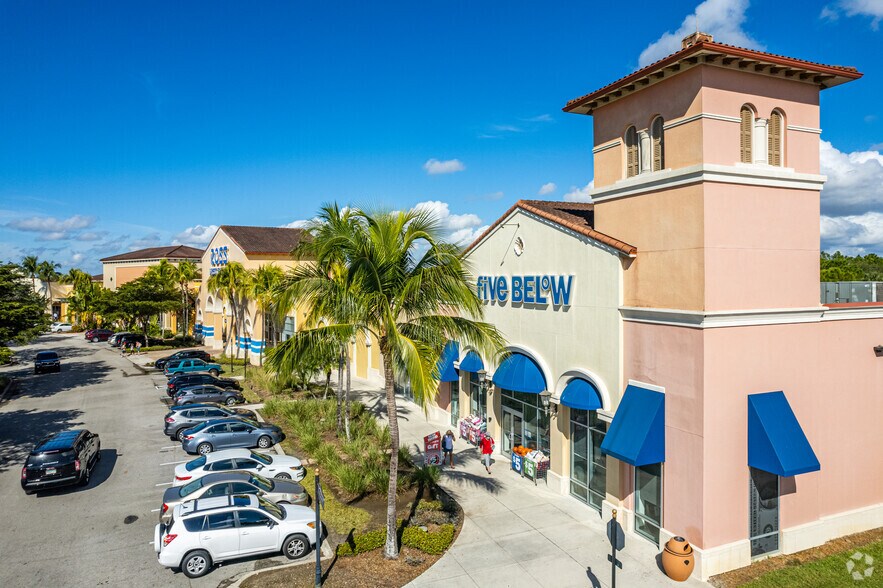More Photos Of 8012-8024 Mediterranean Dr, Estero General Retail For Lease