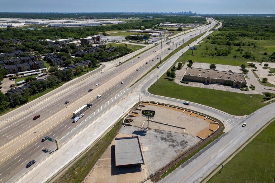 More Photos Of 636 W Tarrant Rd, Grand Prairie General Retail For Sale