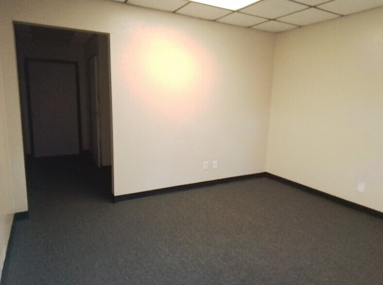 More Photos Of 1000 Harrison Ave, Arlington Unknown For Lease