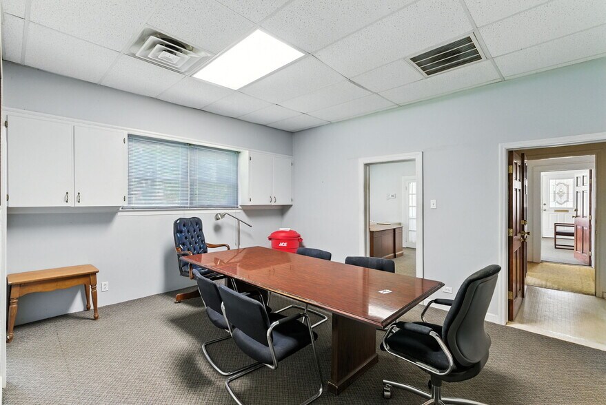 More Photos Of 208 N Main St, Prosperity Office Residential For Sale