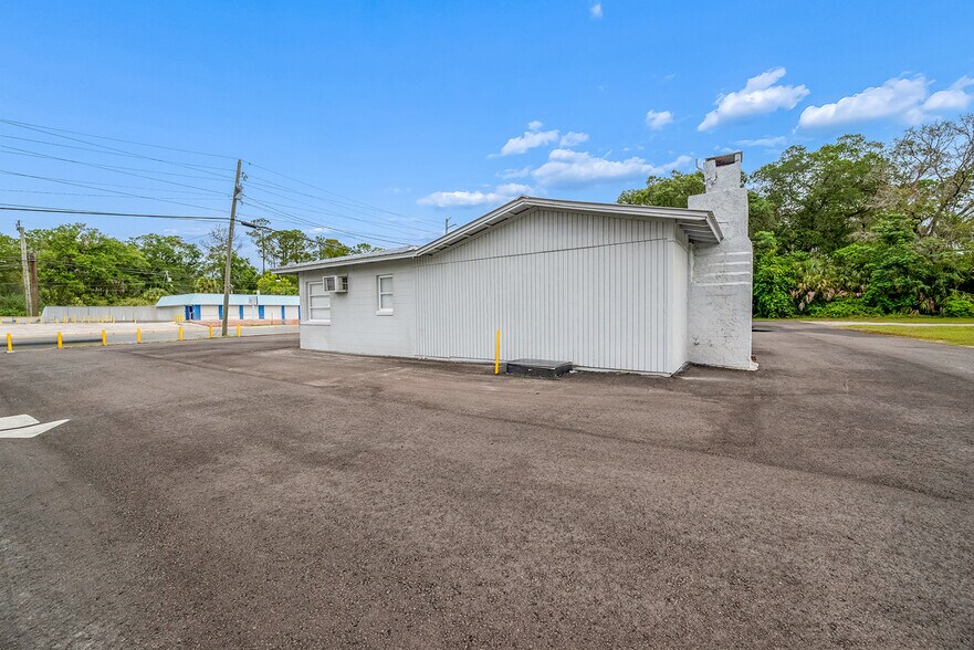 More Photos Of 1320 N Temple Ave, Starke Office For Sale