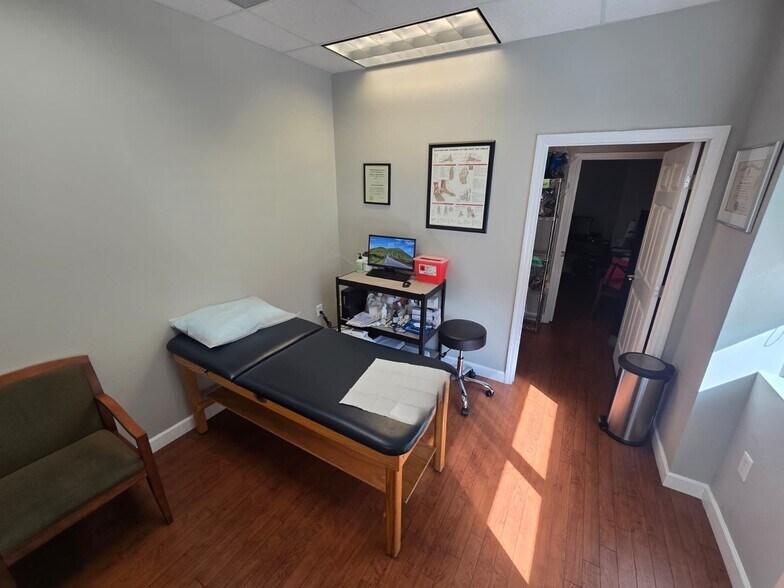 More Photos Of 201-209 SW 84th Ave, Plantation Medical For Lease