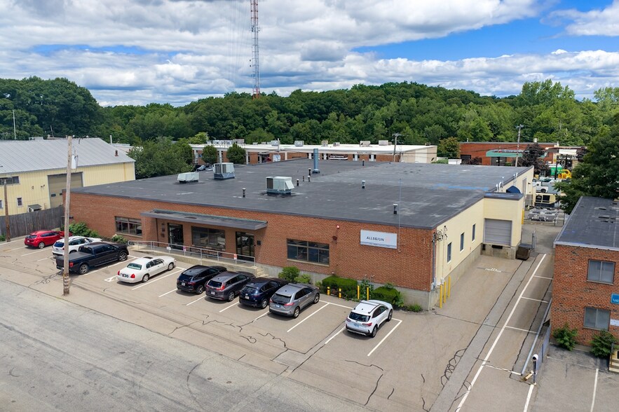 More Photos Of 77-79 Wexford St, Needham Light Distribution For Sale