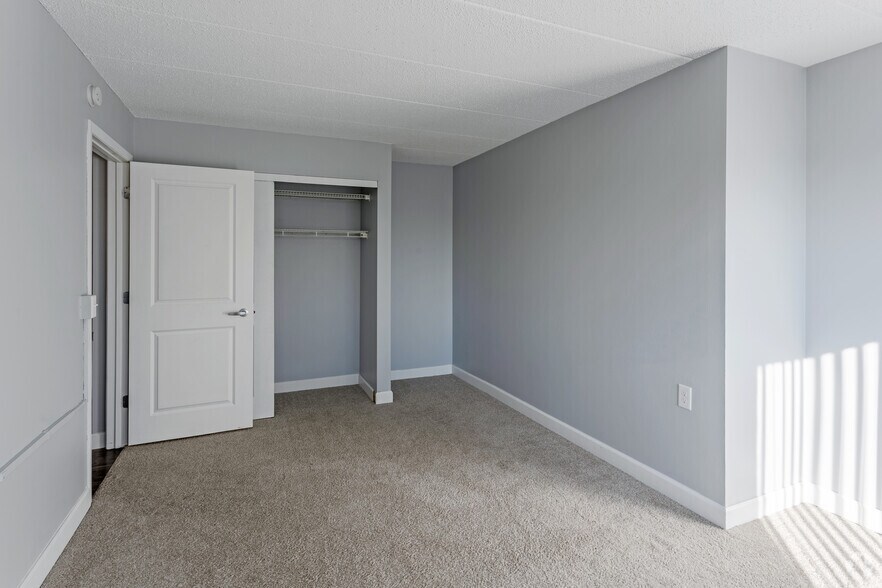 More Photos Of 515 E Grant St, Minneapolis Apartments For Sale