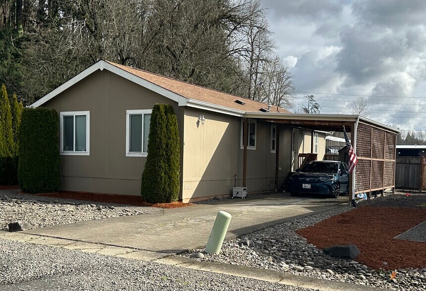 More Photos Of 13163 SE Highway 212, Clackamas Multifamily For Sale