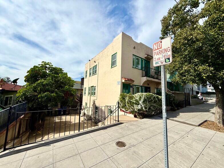 More Photos Of 2438-2446 India St, San Diego Apartments For Sale