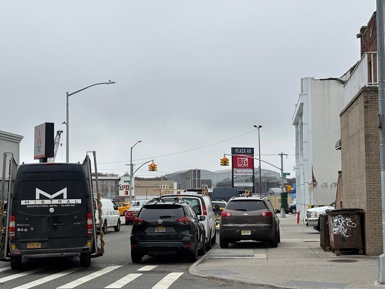 More Photos Of 45-19 34th ave, Long Island City Storefront For Lease