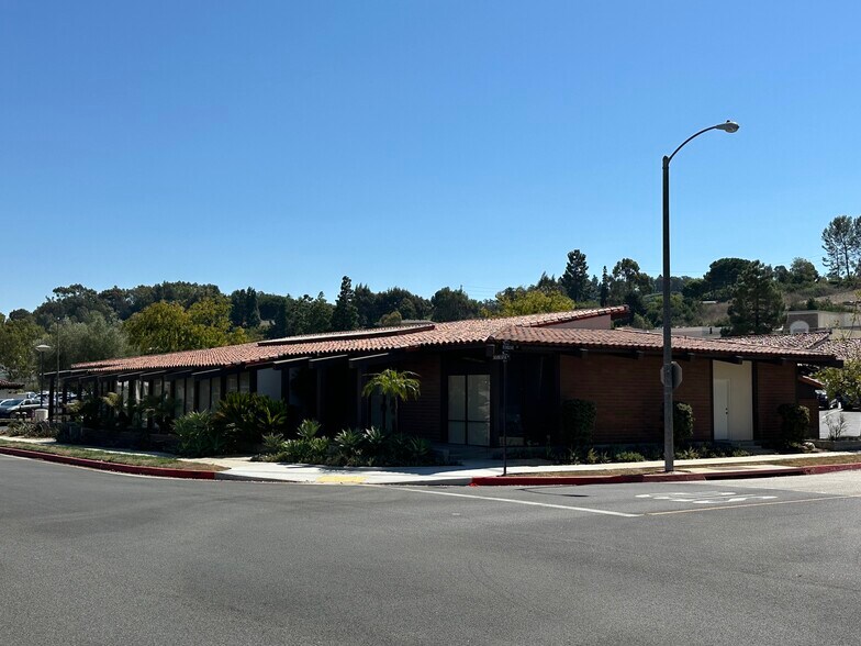 More Photos Of 811-897 Silver Spur Rd, Rolling Hills Estates Unknown For Lease