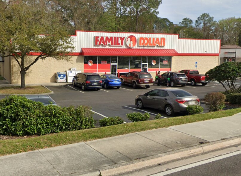 More Photos Of 6729 Blanding Blvd, Jacksonville Freestanding For Sale