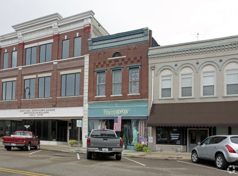 More Photos Of 212 N Liberty St, Jackson Storefront Retail Office For Sale