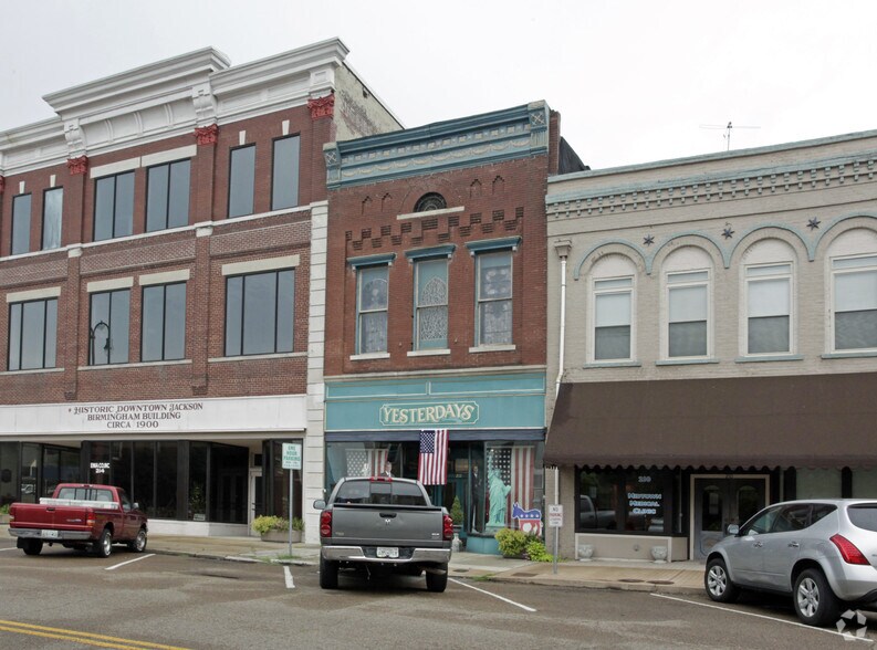 More Photos Of 212 N Liberty St, Jackson Storefront Retail Office For Lease