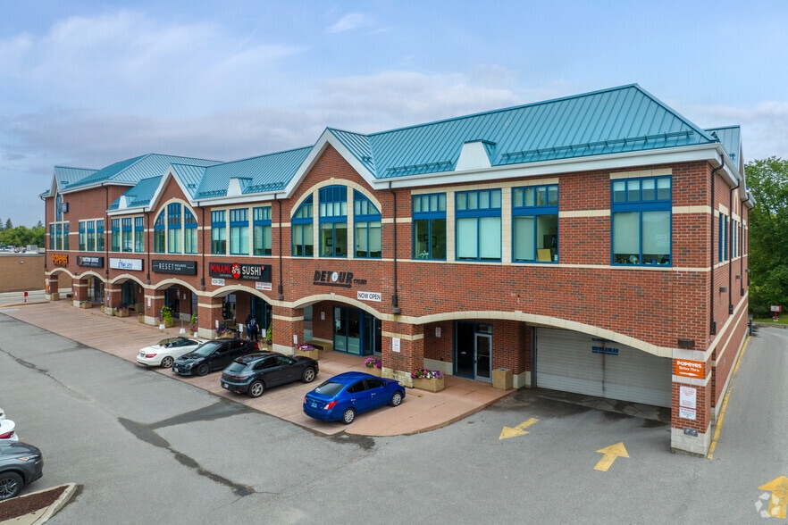 More Photos Of 14783-14785 Yonge St, Aurora Office For Lease