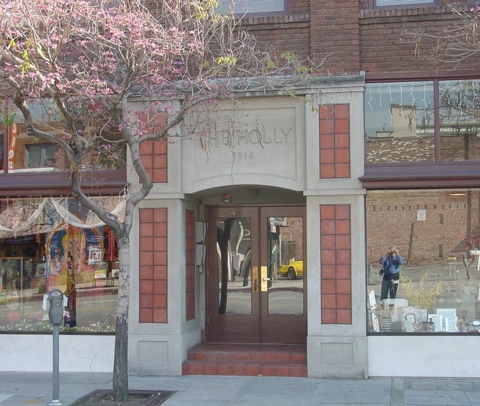 Primary Photo Of 4 E Holly St, Pasadena Storefront Retail Residential For Lease
