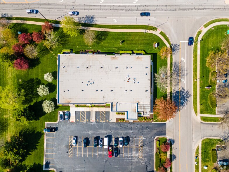 Primary Photo Of 8700-8706 Bourgade St, Lenexa Medical For Sale