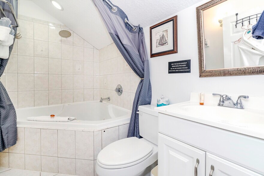 More Photos Of 29 Cuna St, Saint Augustine Hospitality For Sale