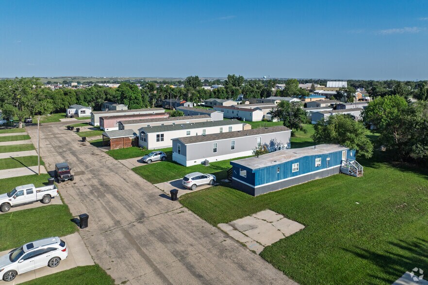 More Photos Of 2600 University Ave, Williston Manufactured Housing Mobile Home Park For Sale
