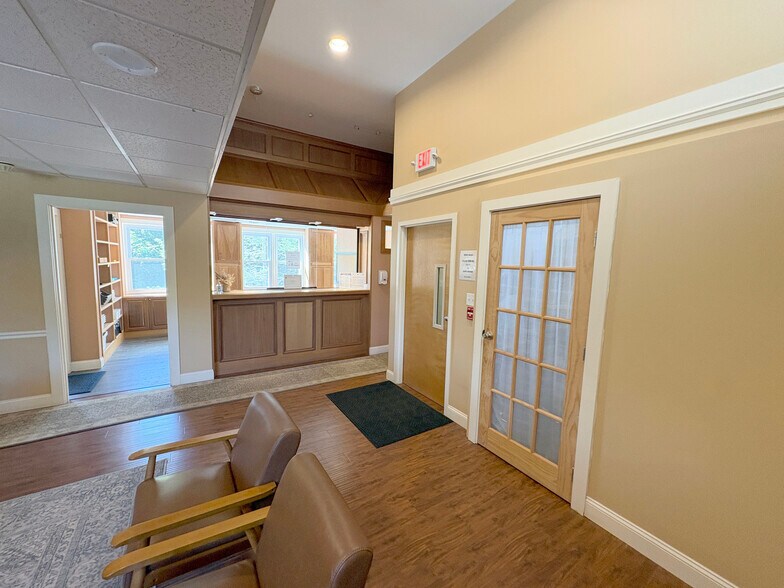 More Photos Of 535 Ocean Ave, Portland Medical For Sale